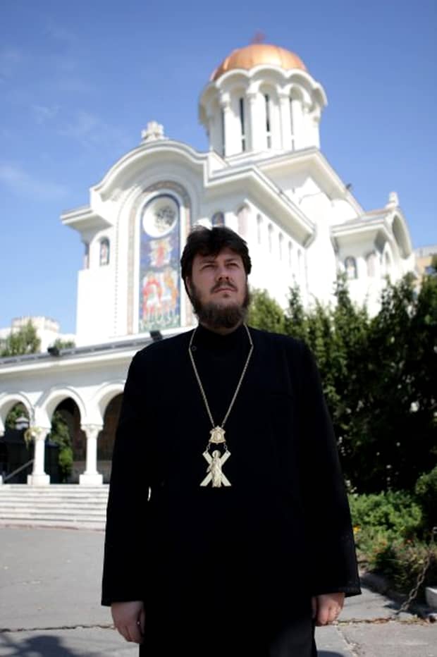 Preotul Tănăsescu, despre bolizii de la Catedrala Neamului: „Sunteţi invidioşi”
