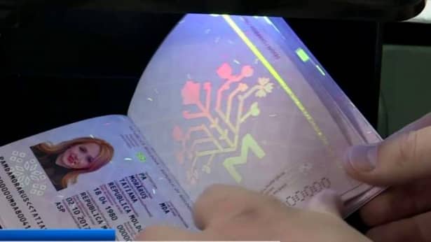 Românii vor avea pașapoarte noi. ”Sunt cele mai sigure din lume”. Cât de mult va afecta asta prețul de eliberare?