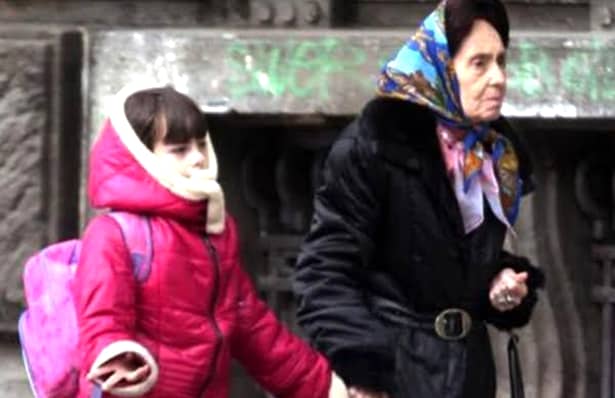 Duelul extremelor, în România: Adriana Iliescu şi Israela! Ce variantă susţineţi?