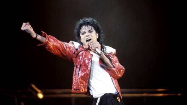 Mai multe posturi de radio i-au interzis muzica lui Michael Jackson