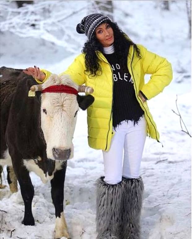 Mihaela Rădulescu a muls vaca la Ferma! Ce le-a atras atenția telespectatorilor PRO TV