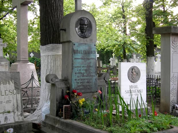 Mihai Eminescu a fost ucis?! Moartea sa stârnește controverse și după 130 de ani. Ultimele versuri sunt răscolitoare!