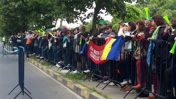Angajaţii ELCEN, proteste pentru mărirea salariilor. Se opresc apa şi căldura în Bucureşti?