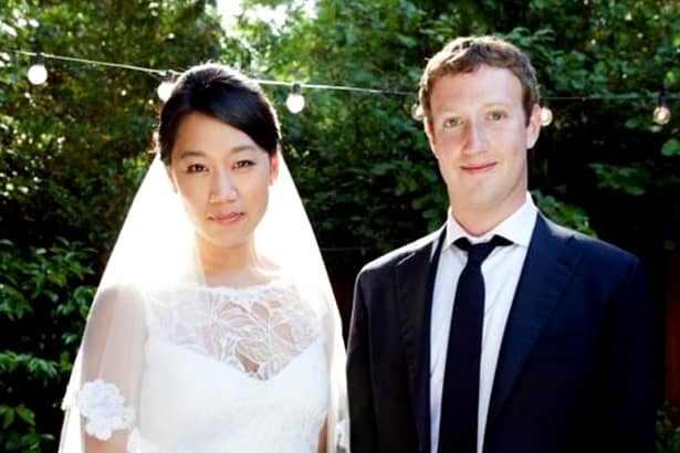 Celebrul Mark Zuckerberg s-a cunoscut cu Priscilla Chan înainte ca acesta să fie cunoscut. Încă de la prima întâlnire, Priscilla nu s-a arătat impresionată de calitățile sale. Aceasta a povestit că părea neserios, dar cu pași lenți a reușit să o facă interesată de ceea ce are de dăruit. Femeia i-a acordat o șansă, astfel a ajuns să îl descopere și să-și găsească sufletul pereche.