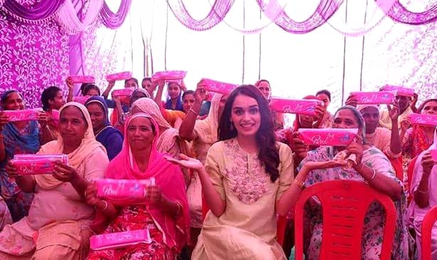 Galerie foto. O tânără de 20 de ani din India a câştigat concursul Miss World 2017!