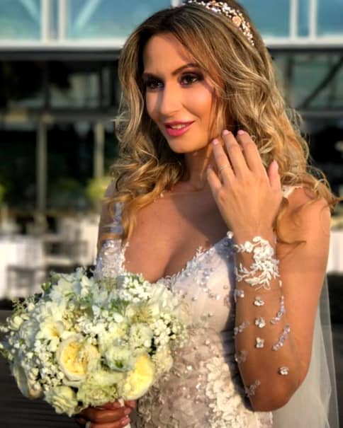 Probleme în căsnicia Crinei Abrudan cu Gabi Popescu? Fostul fotbalist, flirt în benzinărie cu o brunetă