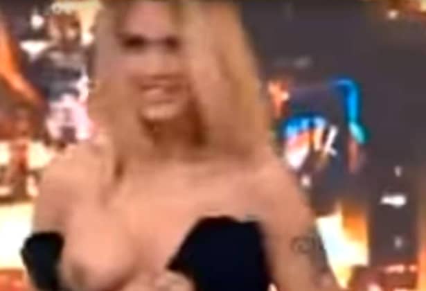 GAFA MONDIALĂ a Oanei Zăvoranu la TV! Cea mai ruşinoasă din viaţa ei! A făcut intenţionat şi s-a văzut TOT! Telespectatorii au rămas şocaţi! Era totul live! FOTO