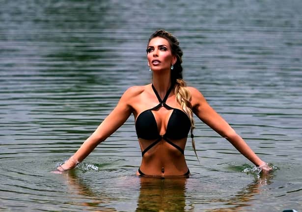 Fostul model Playboy Ava Karabatic vrea să candideze pentru președinția Croației
