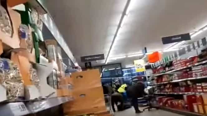 Bărbat mort într-un magazin din Timișoara! Ceilalți clienți au continuat cumpărăturile. Video