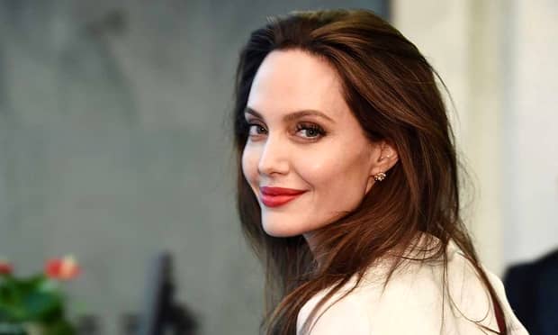 Angelina Jolie, apariție de senzație la premiera filmului Maleficent 2. A atras toate privirile cu ținuta ei FOTO