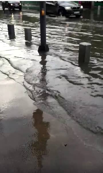 București, ”mica Veneție”! Zone întregi au fost inundate, după o ploaie torențială!