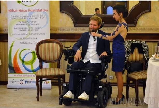 A primit ce merita! Maria l-a părăsit pe Mihai Neşu în 2012 pentru că „nu pot să stau cu un bărbat paralizat”. Cum arată femeia acum