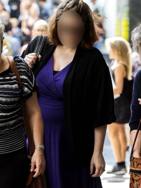 SCANDALOS! Profesoara de 34 de ani, acuzată că a făcut sex cu elevul ei! „Mă simţeam singură!” Cum arată femeia! FOTO
