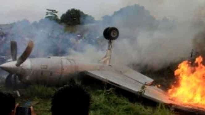 Avion prăbuşit în Papua Noua Guinee. Toţi pasagerii au murit
