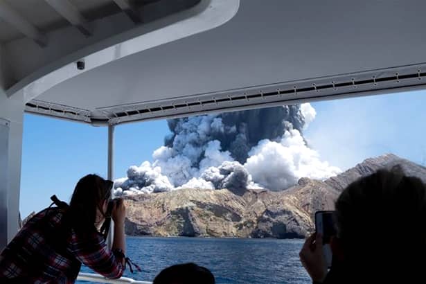 Noua Zeeleandă, erupție vulcanică! Vulcan