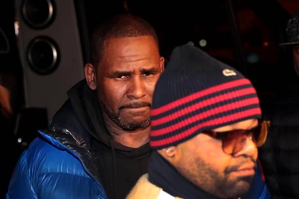 R Kelly s-a predat! Faptele pentru care este acuzat starul R&B din SUA