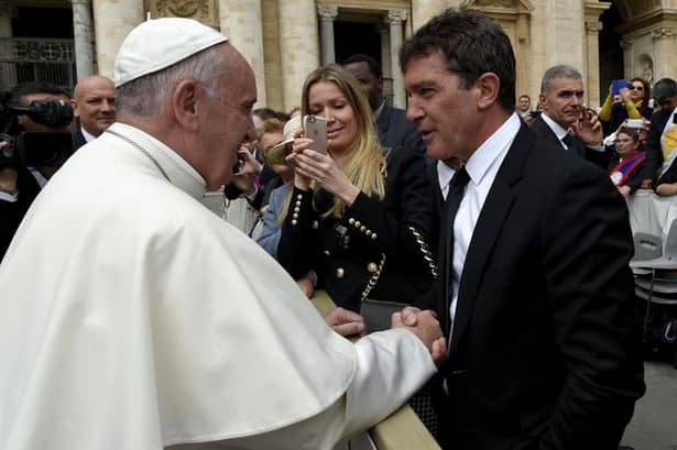 Antonio Banderas, întîlnire emoţionantă cu Papa Francisc