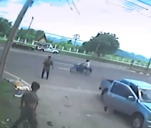 Camerele de supraveghere au filmat momentul în care SPIRITUL unei femei se ridică, imediat după un accident rutier! Imaginile ŞOCANTE care au împărţit în două lumea
