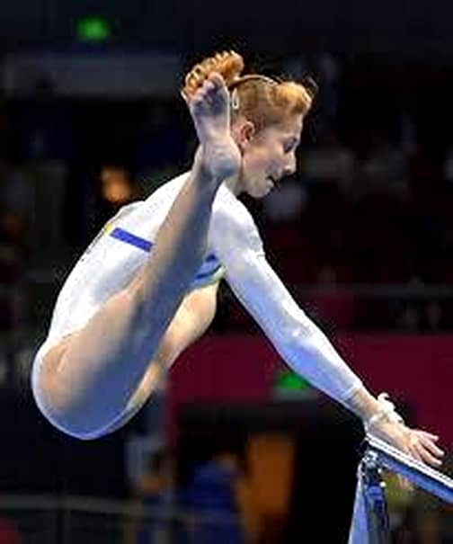 O mai ţii minte pe Maria Olaru? Cum aratã acum gimnasta care a aruncat România în aer cu dezvãluirile intime despre Mariana Bitang şi Octavian Belu!