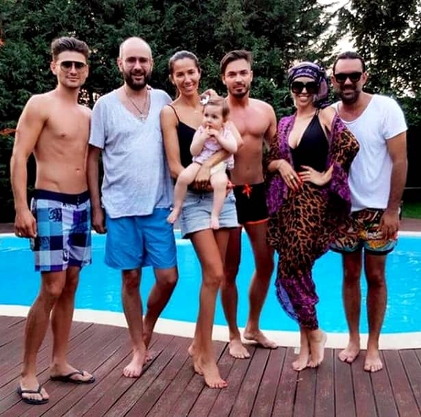 Raluca Bădulescu, imagini în costum de baie din ultima vacanță! Fanii sunt în delir