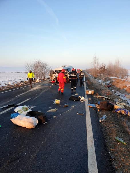 Plan roșu de intervenție, la Suceava: doi morți și șapte răniți, în urma unui accident în Sasca Nouă. VIDEO