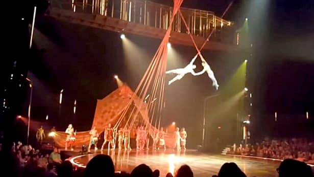 Momentul şocant în care un acrobat de la Cirque du Soleil cade în timpul numărului şi moare