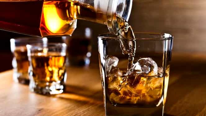 Cum să bei whisky ca un adevărat cunoscător de băuturi fine