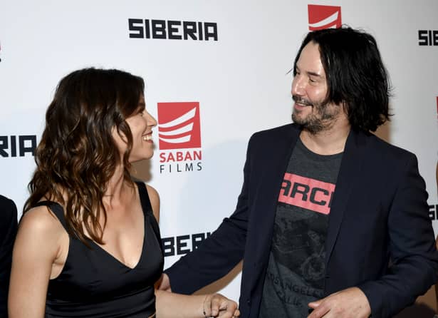 Cei doi actori principali, românca Ana Ularu și Keanu Reeves au fost în centrul atenției pe covorul roșu, sub sutele de blitzuri ale fotografilor