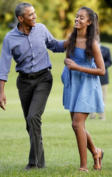 Cât de frumoasă este Malia, fiica cea mare a lui Barack Obama