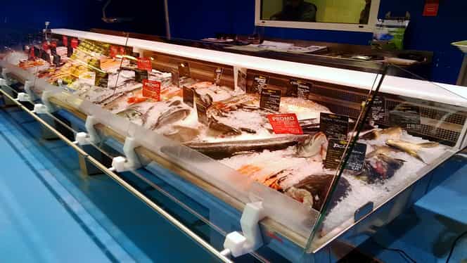 Alertă alimentară la Selgros! Inspectorii ANPC au găsit nereguli la pește
