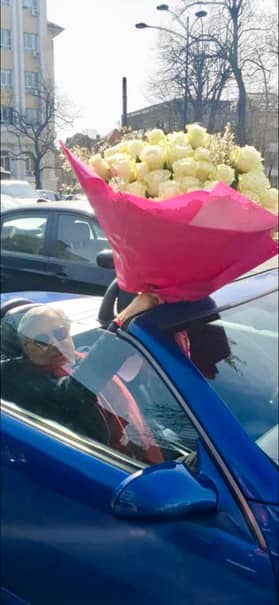 Cum își alintă Ilie Năstase iubita! I-a cumpărat un cadou pompos și i-a făcut o declarație de dragoste în public
