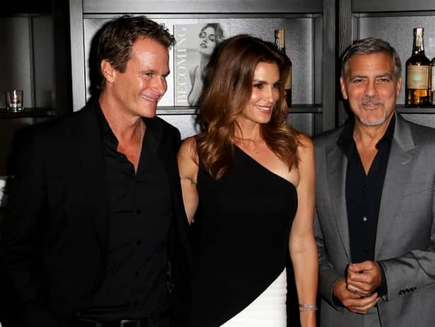 George Clooney le-a dăruit prietenilor câte un milion de dolari! Ghici câţi prieteni are!