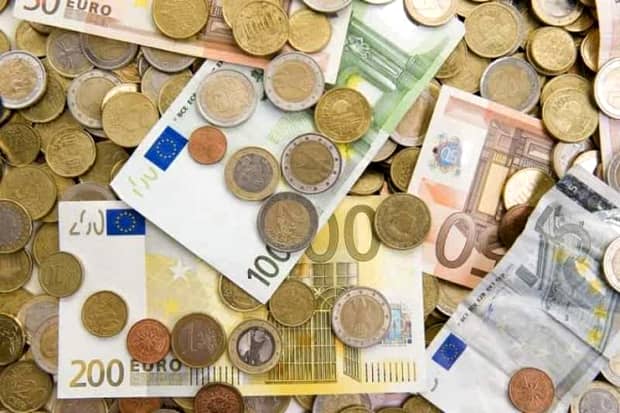 Curs valutar BNR azi, 28 decembrie 2018. Euro, în creştere continuă