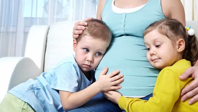 Românii nu mai fac copii!! În 2018, cel mai mic număr de nou-născuți din ultimii 50 de ani