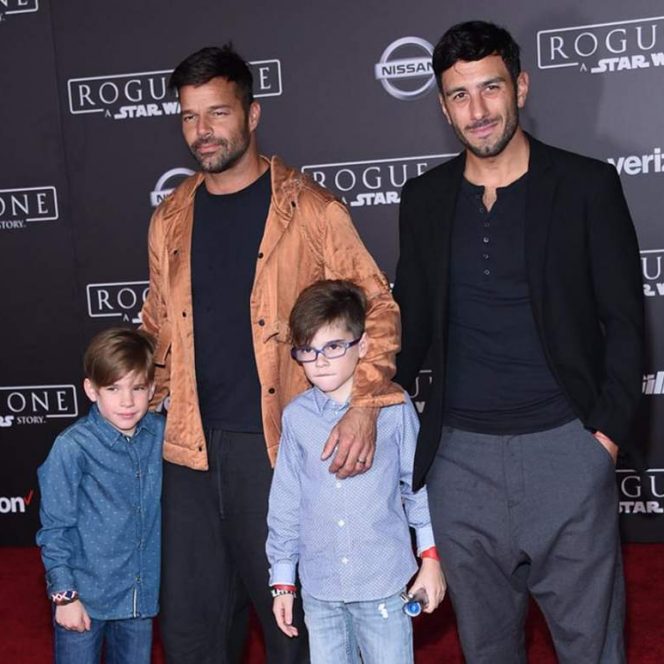 Ricky Martin alături de băieții lui gemeni și iubitul său