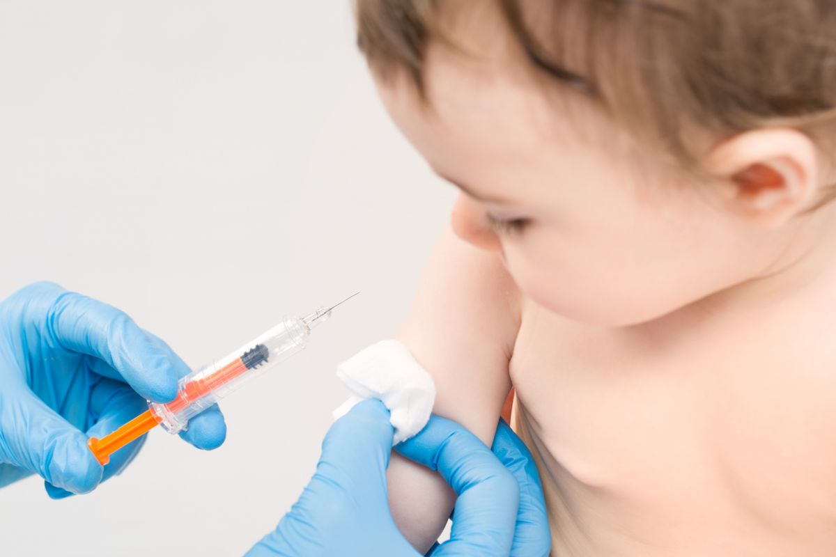 Curtea constituțională a decis ca vaccinarea copiilor să fie obligatorie