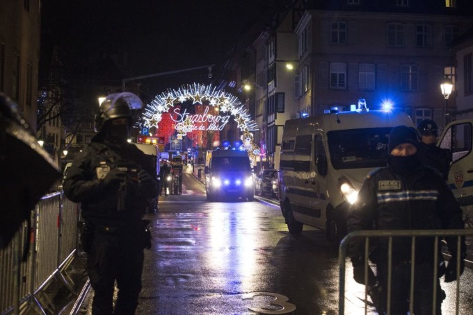 Atac la Strasbourg: cine este autorul atentatului de la târgul de Crăciun. Autoritățile urmau să-l aresteze